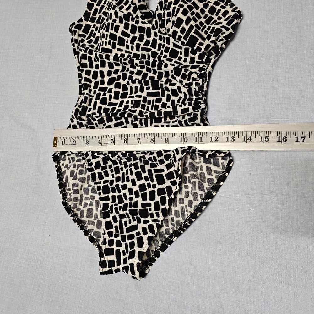 Miraclesuit Escape One Piece Swimsuit Women Size 10 Black White U Wire - Picture 10 of 14